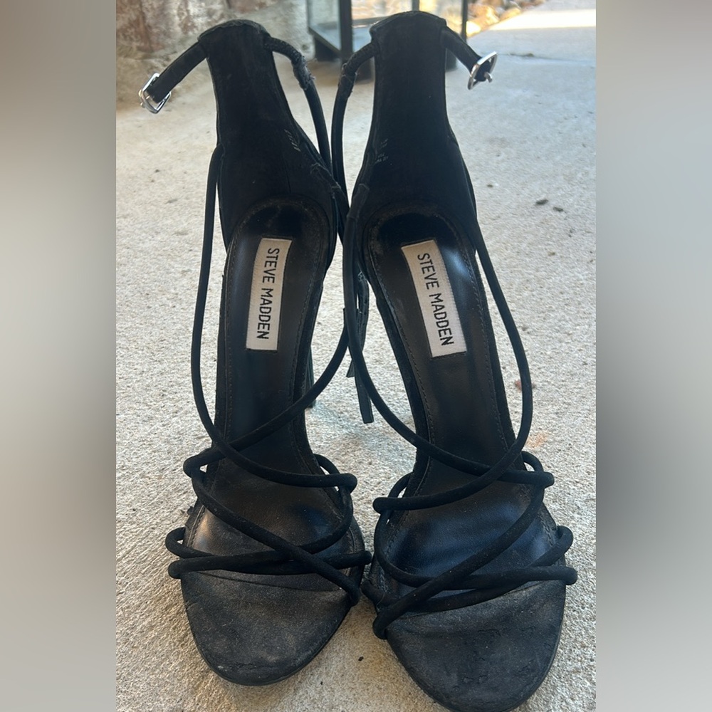 Size 8.5 Steve Madden Black Strappy Heels